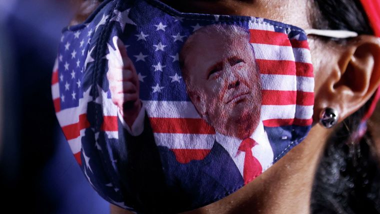 Байден атакует, Трамп защищается: кто лидирует в гонке на выборах в США