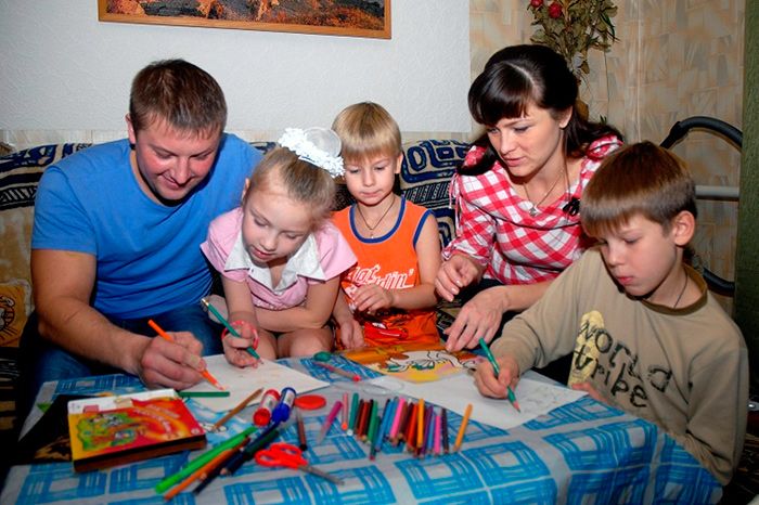 Сергей Собянин анонсировал упрощенное получение статуса многодетной семьи в 2020 году 