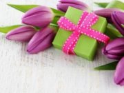 Красивые стихи и поздравления на 8 марта для коллег и близких