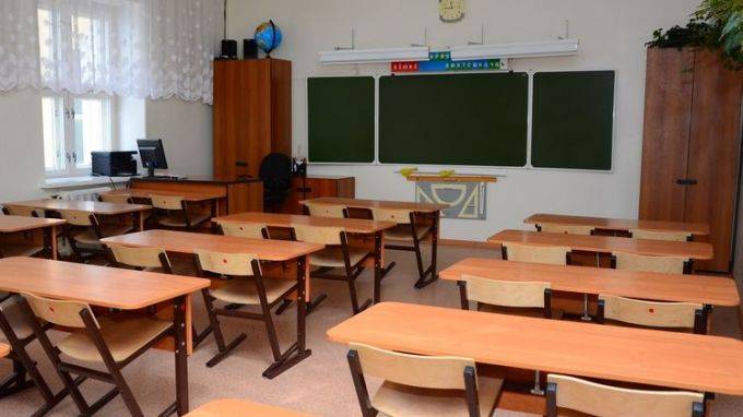 Каникулы в Подмосковье в школах начнутся из-за коронавируса