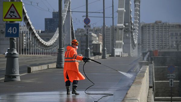 Чем дезинфицируют улицы Москвы в период коронавируса