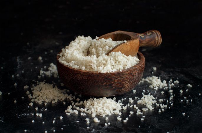 Как почиститься солью от негатива и порчи самостоятельно