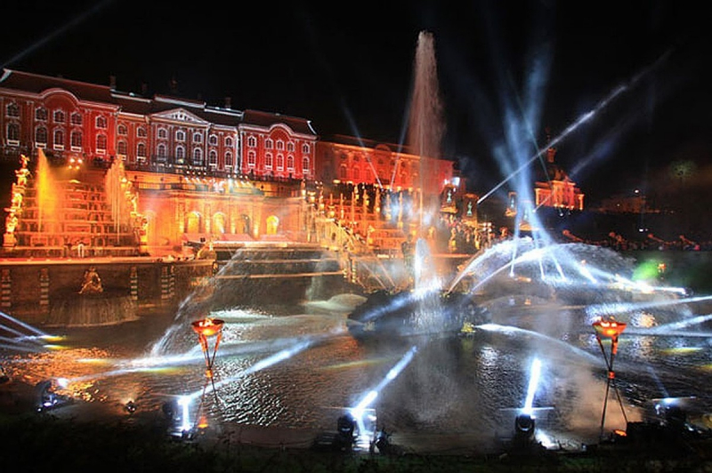 Весенний бал фонтанов в Петергофе в 2020 году будет или нет?