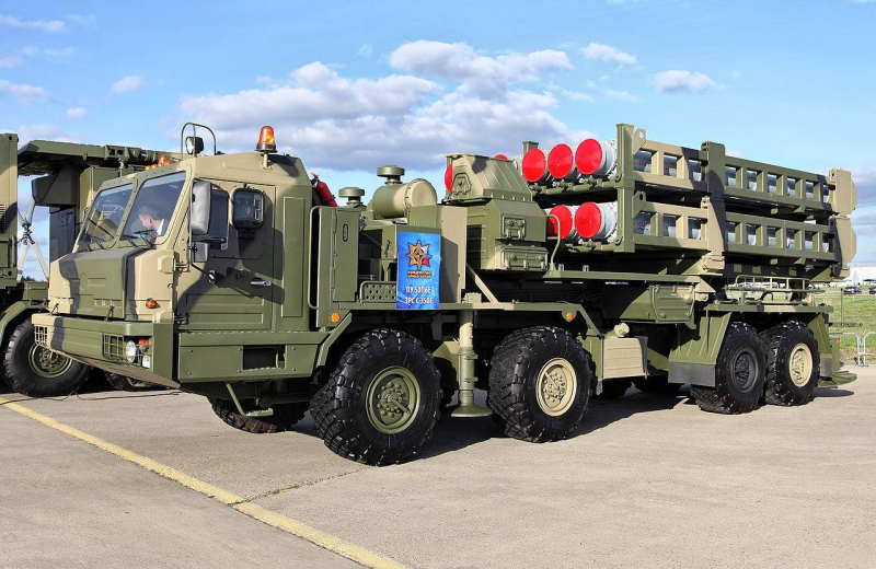 В состав Воздушно-космических сил был передан зенитно-ракетный комплекс нового поколения С-350 «Витязь»