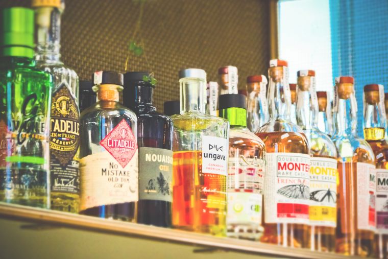 Вступил в силу закон о запрете продажи алкоголя в жилых домах