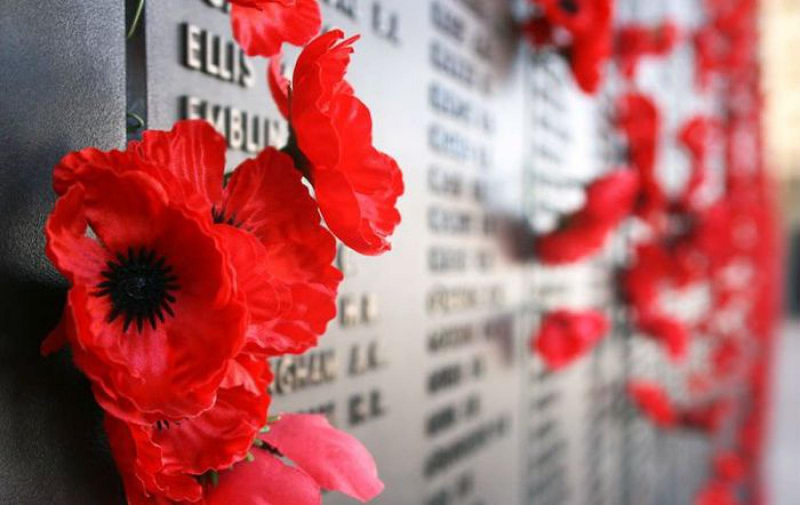 День памяти и примирения, посвящённый памяти жертв Второй мировой войны, отмечается 8 мая