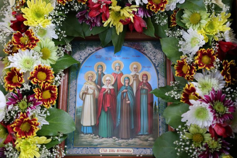 День жён-мироносиц или православный женский день отмечают 3 мая
