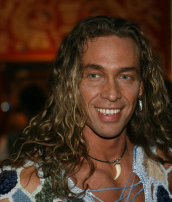 Тарзан дал показания по делу кражи драгоценностей Королевой