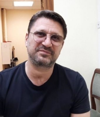 Виктор Логинов узаконил отношения с молодой избранницей