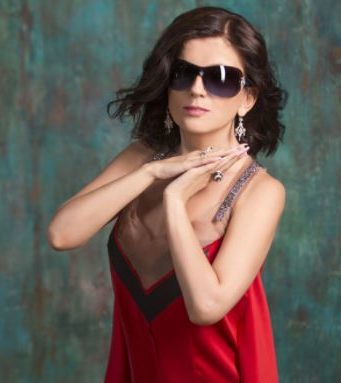 Брат заболевшей COVID-19 Дианы Гурцкой рассказал о ее состоянии