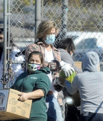 Брэд Питт поработал простым грузчиком