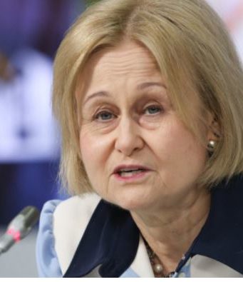 Дарья Донцова опубликовала видеообращение после слухов о смерти от COVID-19