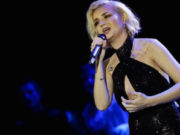 Гагарина похвасталась мускулами и задумалась о карьере оперной певицы