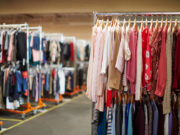 Купить одежду сток оптом