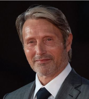 Студия Warner Bros. нашла замену Джонни Деппу в «Фантастических тварях — 3»