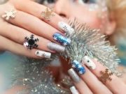 Выбор цвета лака и дизайна для новогоднего маникюра 2021