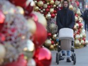 Правила оформления «новогодних» выплат на детей разъяснил глава Минтруда России