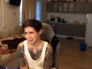 Смерть в прямом эфире: блогер Reeflay вел стрим с телом подруги на заднем плане