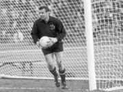 Лучший вратарь в мире Лев Яшин ушел из футбола из-за ампутации ноги?