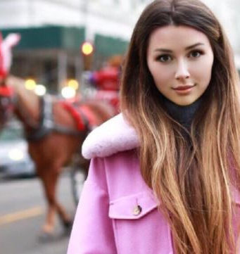 Дочь Заворотнюк назвала причину увольнения из офиса