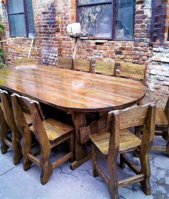 Преимущества мебели из массива дерева