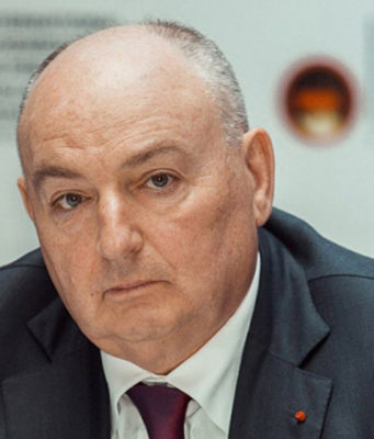 Чем известен Вячеслав Владимирович Кантор