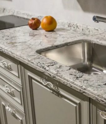 Как столешницу из акрилового камня встроить в интерьер?