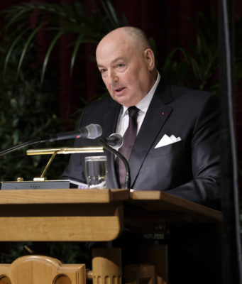 Вячеслав Моше Кантор: чем увлекается меценат?