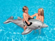 Какие аксессуары для отдыха на воде актуальны этим летом?