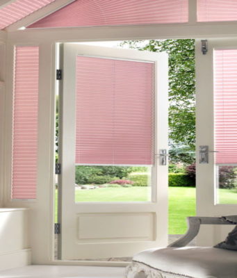 Типы солнцезащитных систем: шторы плиссе, маркизы, перголы