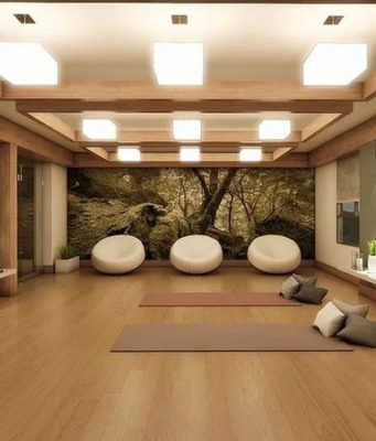 Каким должен быть зал для занятий йогой?
