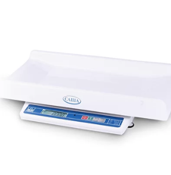 Весы для младенца: купить или взять в аренду?