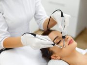 Уход за кожей с помощью аппаратной косметологии