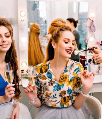 Салоны красоты в Санкт-Петербурге: на какие критерии обратить внимание при выборе?