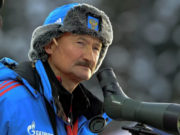 Хованцев назвал отличным результатом бронзу российских биатлонистов на этапе КМ в Хохфильцене