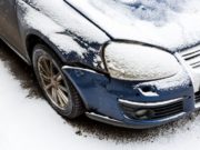 Зимняя ловушка для водителей: газон под снегом (штраф — до 300 тысяч)