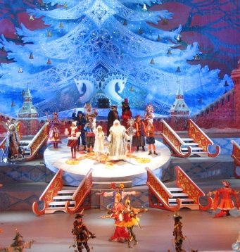 Кремлевская ёлка-2022: почему стоит посетить главную ёлку страны?