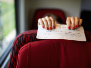 Билеты на поезд: правила приобретения