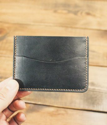 Преимущества картхолдера ручной работы