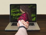 Как сохранить отношения на расстоянии?