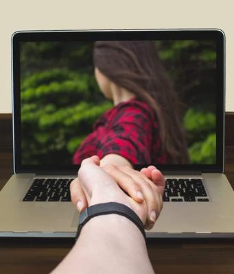 Как сохранить отношения на расстоянии?