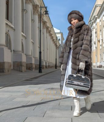 Уход за шубами из соболя: советы и рекомендации