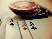 Какие бывают покерные турниры в игре в Покерок на компьютер по размеру бай-ина