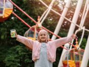 Отдых в детских парках с семьей: как выбрать лучшее место для активного и безопасного отдыха