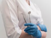 Современные методы лечения и профилактики в стоматологии: как выбрать качественную клинику