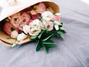 Букеты цветов на заказ: советы по созданию идеального подарка