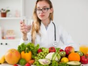 Роль нутрициолога в поддержании здоровья: персонализированный подход к коррекции питания