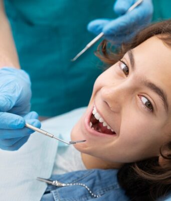 Детская стоматология — как подготовить ребёнка к визиту и основные профилактические методы