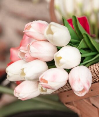 Цветочные букеты: выбираем идеальную композицию для любого случая