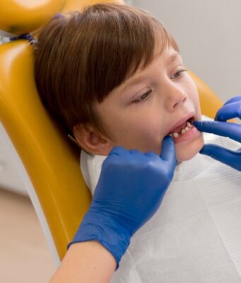Детская стоматология: Важность раннего и профессионального ухода